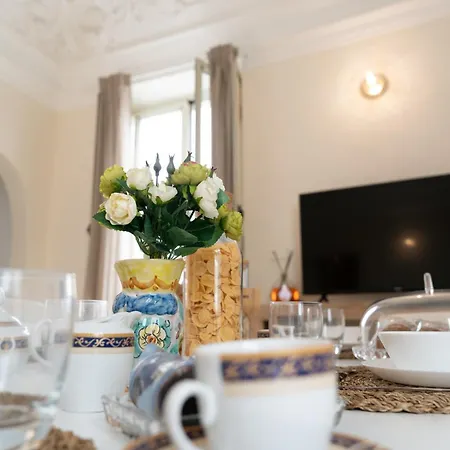 Wish - Centro Storico Apartament *